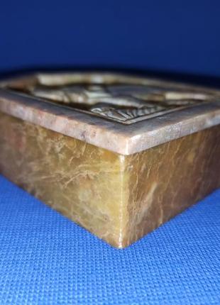 Каменная винтажная шкатулка индийская со слоном