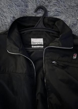 Куртка бомбер bershka курточка ветровка