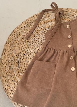 Сарафанчик на бретелях коричневый для девочки