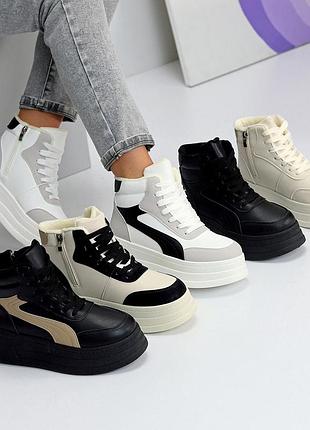 Комфортні чорні жіночі кросівки на платформі танкетці зимові теплі на хутрі еко-шкіра зима