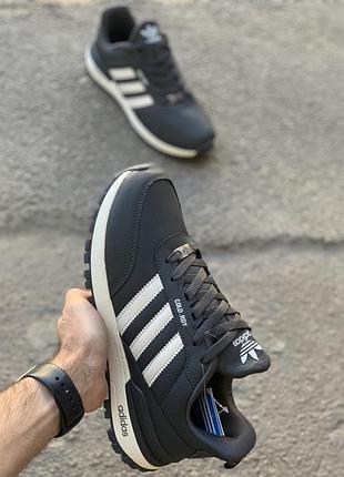 Шкіряні чоловічі кросівки adidas сірі