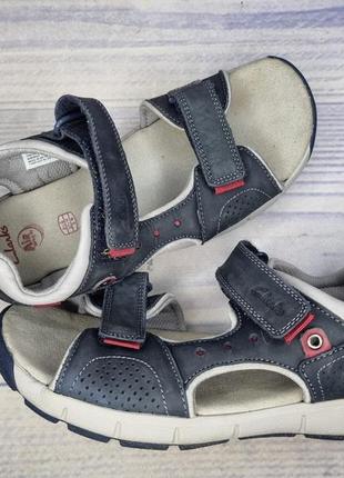 Босоножки сандалии clarks