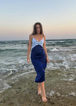Шовкова синя сукня максі,