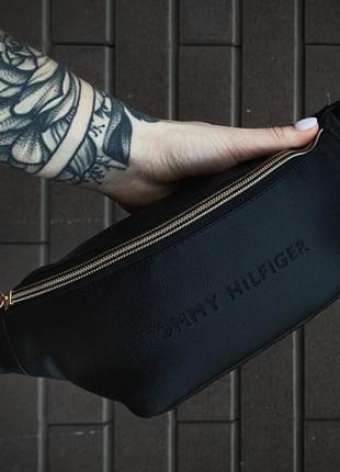 Бананка чёрная tommy hilfiger
