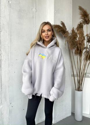 Женское стильное худи с патриотическим принтом в сером цвете