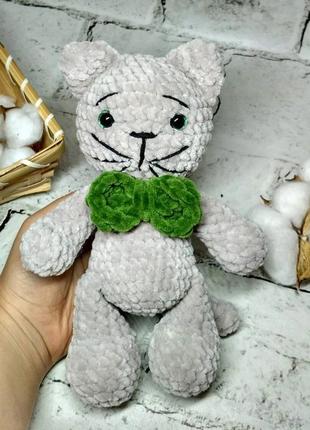 М'яка іграшка в'язана ручної роботи амігурумі котик плюшевий hand made 20 см (202-23-1)
