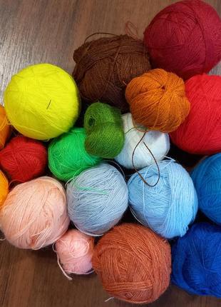 29. пряжа, мікс біла, сіра, зелена, синя, оранжева, коричнева, рожева, 300 грам