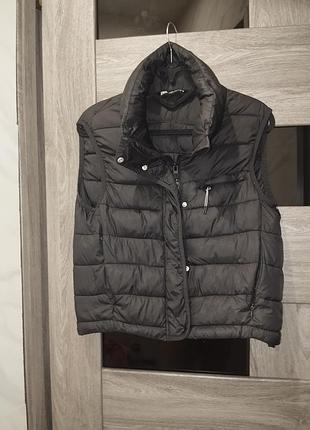 Безрукавка  балонова s zara