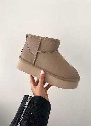 Угги ugg кольору ultra mini platform light beige leather
