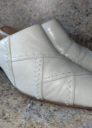 Шльопанці на набірних підборах ariane 25,5 см