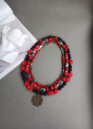 Набор из трех бус