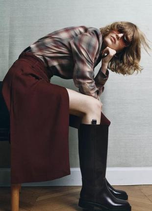 Чоботи в жокейському стилі на низькому ходу