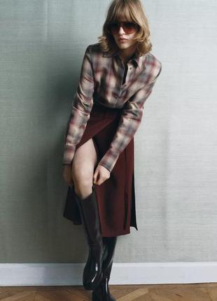 Чоботи в жокейському стилі на низькому ходу