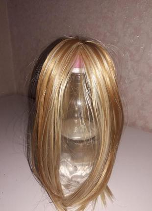 Женские накладные  прямые, синтетические волосы на креплениях4 фото