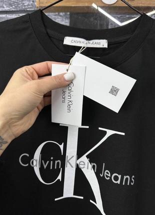 Женская футболка calvin klein7 фото