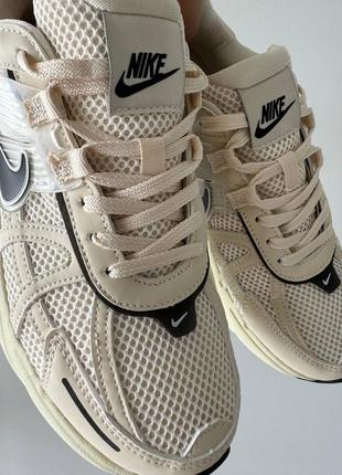 Женские кроссовки nike v2k runtek beige.2 фото