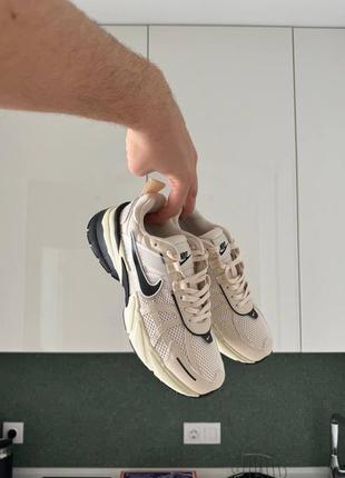 Женские кроссовки nike v2k runtek beige.10 фото