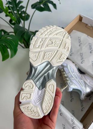 Жіночі легенькі кросівки asics gel-kayano 14 silver/white4 фото