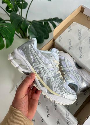 Жіночі легенькі кросівки asics gel-kayano 14 silver/white