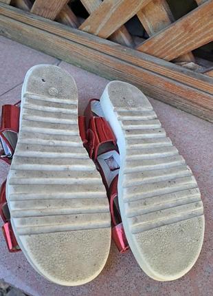 Босоніжки 4