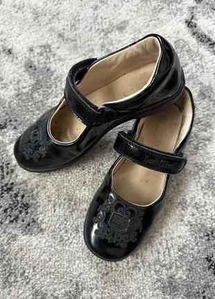 Кожаные лаковые туфли, балетки 33 размер lelli kelly