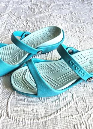Жіночі зручні шльопанці сандалії оригінал crocs sandals10 фото