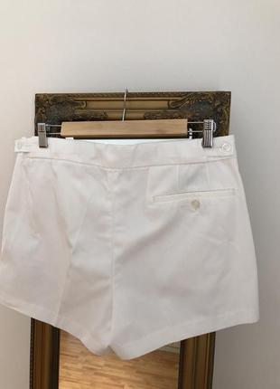 Белые шорты fred perry оригинал плотный хлопок2 фото