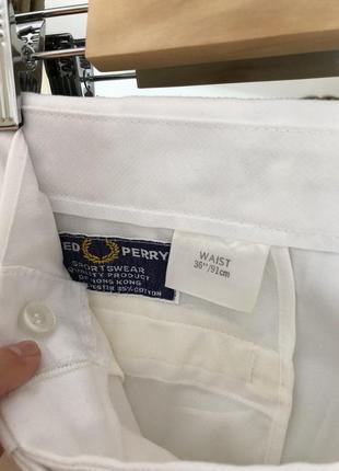 Белые шорты fred perry оригинал плотный хлопок5 фото