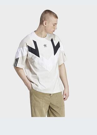 Футболка adidas