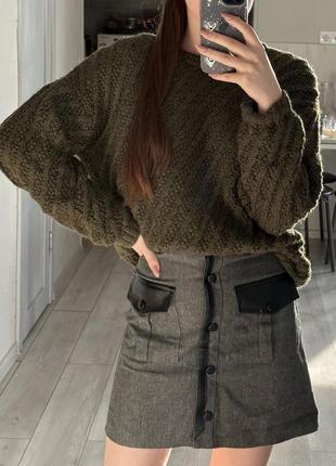 Свитер в хаки-цвете