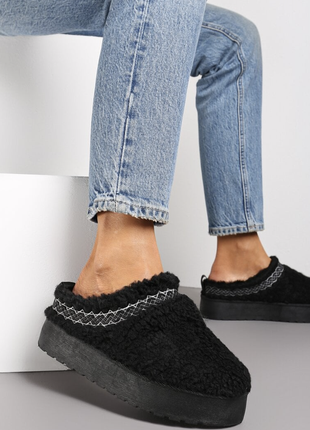 Уггі зимові жіночі капці на платформі titanra taz чорний