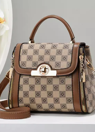 Гарна стильна жіноча сумка сетчел в ретро стилі