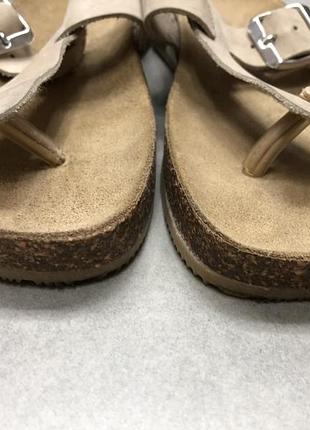 Шльопанці 🩴 під біркенштоки