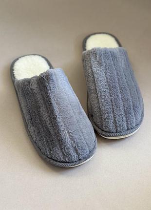 Комнатные тапочки для дома