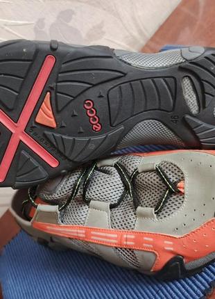 Лёгкие, дышащие кроссовки ecco 6