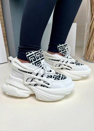 Трендові кросівки на високій підошві мод 1345