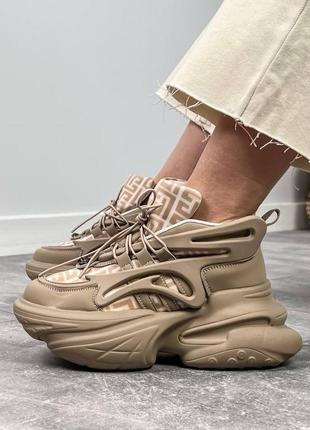 Трендові кросівки на високій підошві мод 1347