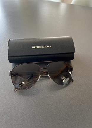 Продам очки burberry