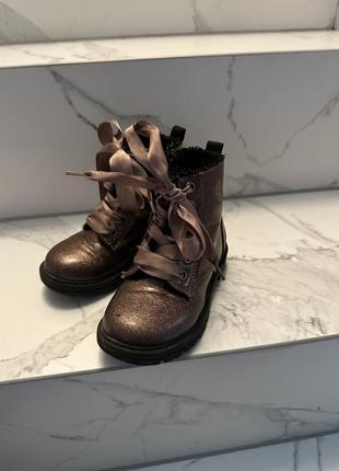 Черевики некст