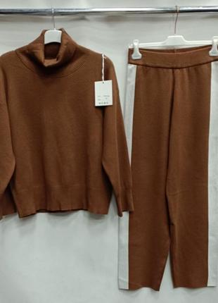 Стильный прогулочный кашемировый костюм двойка джемпер+ свободные штаны с лампасами  № 6319