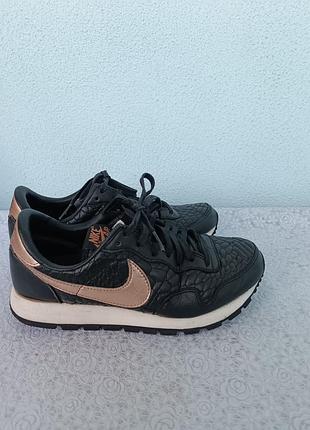 Кросівки шкіряні nike air