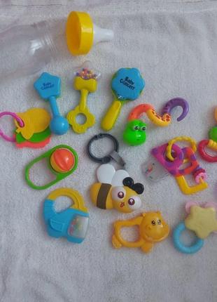 Іграшки для немовлят
