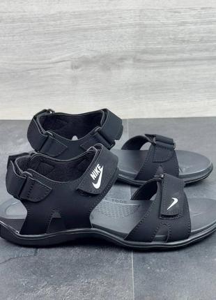 Мужские черные кожаные сандалии nike2 фото