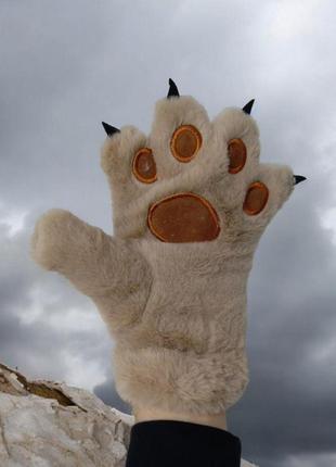 Меховые рукавички "лапки квадробера" (кремовые)