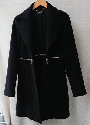 Стильное и элегантное пальто от rinascimento