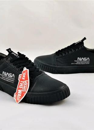 vans Hearts Classic Slip On Mens Shoes Black nasa shuttle 42 1300