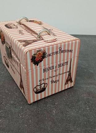 Шкатулка для украшений