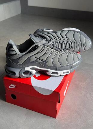 Кросівки nike air max tn plus grey 4