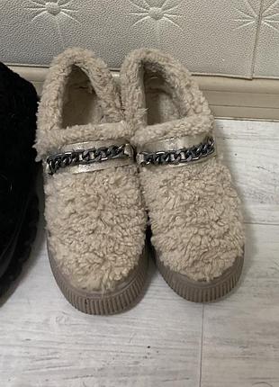 Взуття.туфлі хутряні