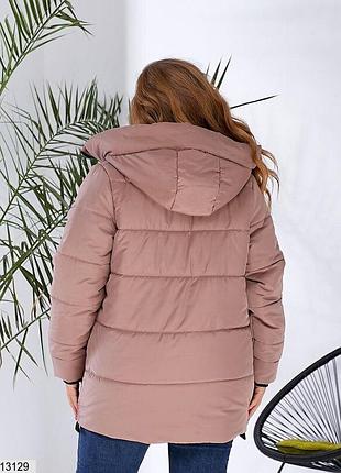 Жіноча куртка на блискавці з капюшоном